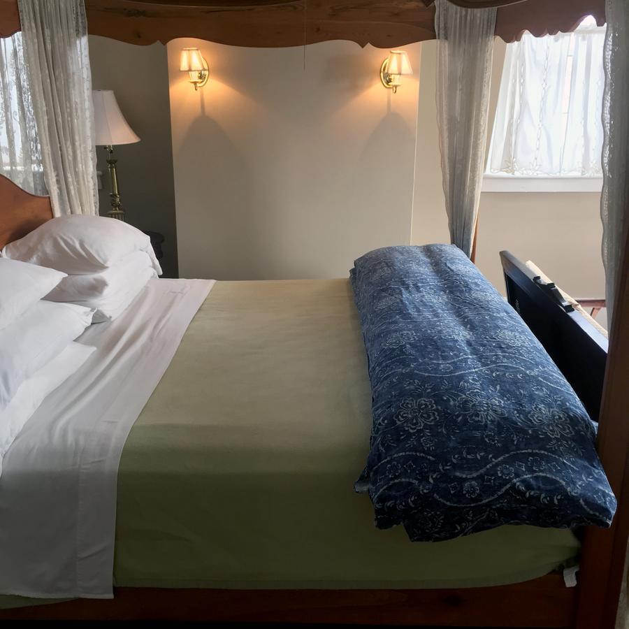 Hudson City Bed And Breakfast Экстерьер фото