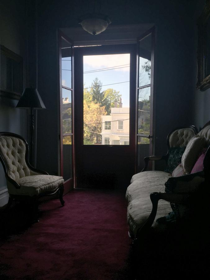 Hudson City Bed And Breakfast Экстерьер фото