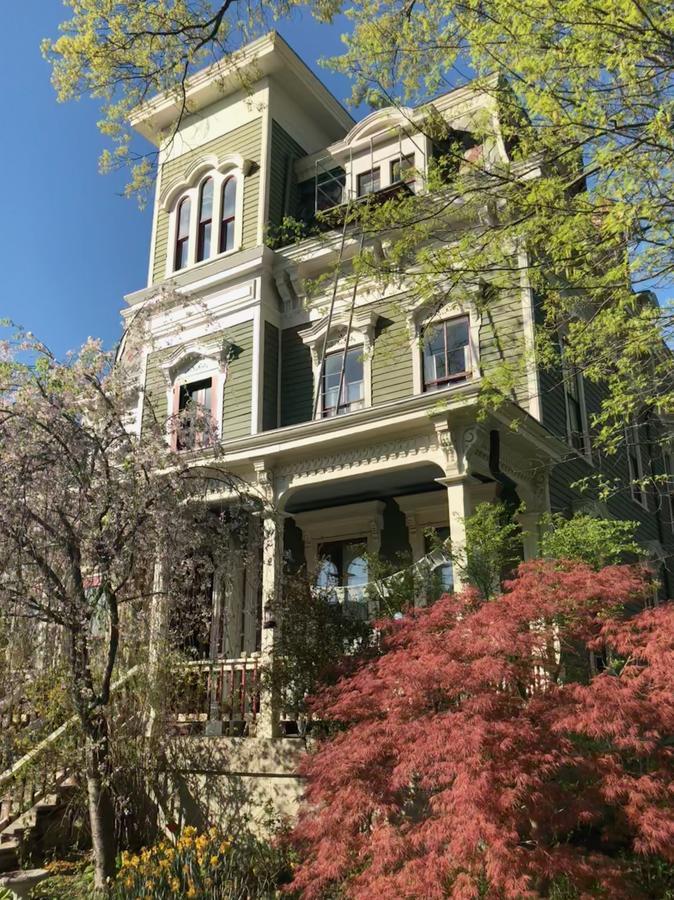 Hudson City Bed And Breakfast Экстерьер фото