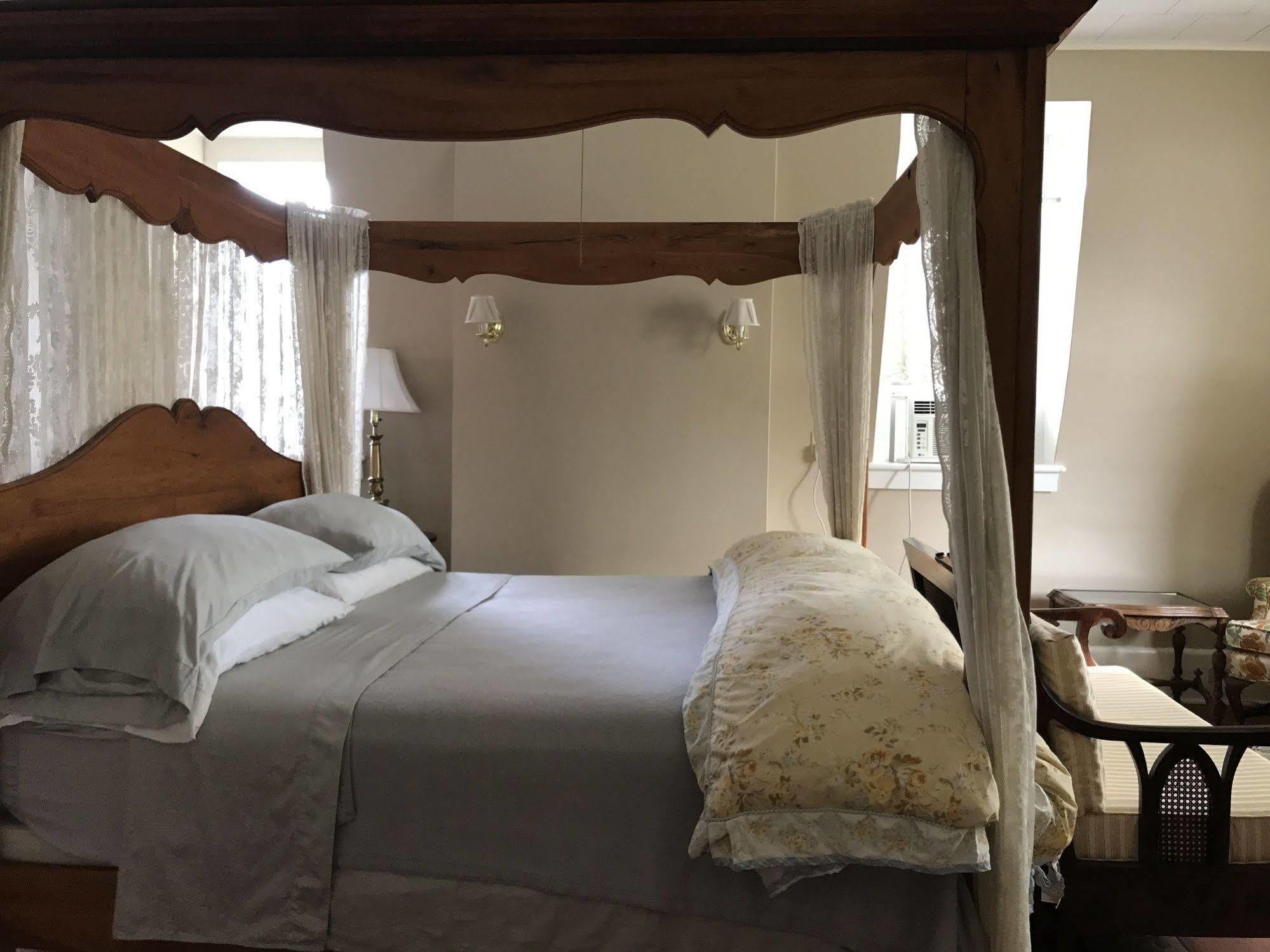 Hudson City Bed And Breakfast Экстерьер фото